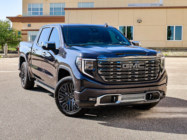 2022 GMC Sierra 1500 Denali Ultimate 6.2L in Cars & Trucks in Strathcona County - Image 2