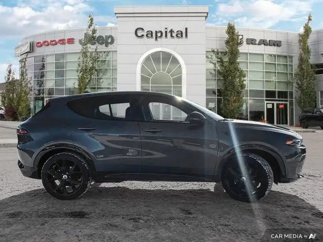 2024 Dodge Hornet R/T | Blacktop and Track Pack Bundle in Cars & Trucks in Edmonton - Image 8