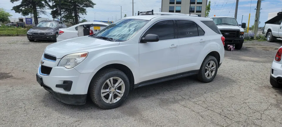 2012 Chevrolet Equinox LS 5 Doors - remote key - loaded interior