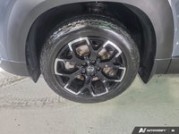 2024 Mazda CX-50 Le Mazda CX-50 GT Turbo 2024 est un VUS compact qui marie parfaitement performance,... (image 8)