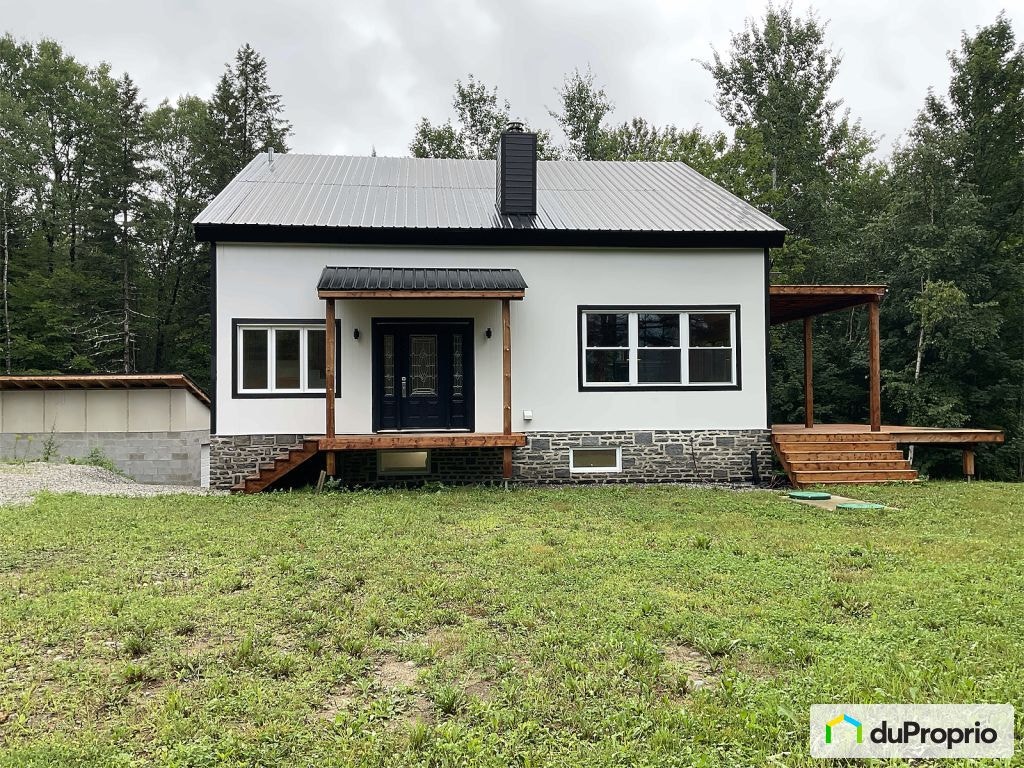 $725,000 - 2 Storey for sale in Ste-Beatrix — photo 2