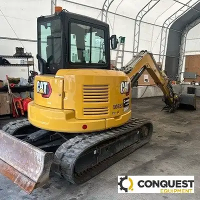 5 Ton Excavator Very Clean Low hour Unit! A/C Auxiliary Hydraulics Hydraulic Thumb 24" Tooth Bucket...