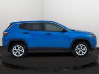 Cloth Low-Back Bucket Seats, Heated Front Seats, 8.4 Touchscreen Display, Apple Carplay, Google Andr... (image 5)
