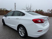 2019 CHEVROLET CRUZE DIESEL ONLY 171,251KM 1 OWNER AMAZING FUEL ECONOMY RARE FIND ONLY $136.66 BI WE... (image 3)