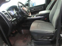 RAM 2500 2023 BIG HORN NIGHT EDITION ÉDITION CUMMINS 6.7 LITRES TURBO DIESEL 4X4 CREW-CAB / MODIFICA... (image 6)