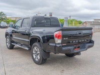KBB.com Best Resale Value Awards, KBB.com 5-Year Cost to Own Awards. This Toyota Tacoma has a strong... (image 1)