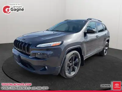 Le Jeep Cherokee 2018 version LIMITED V6 CUIR TOIT PANO CAM RECULE proposé par Toyota Lachute se dis...