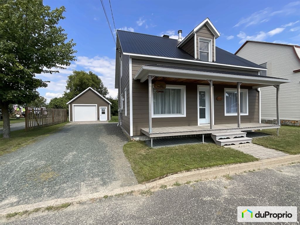 $398,750 - 2 Storey for sale in St-Wenceslas — photo 1