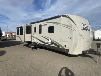 Welcome to Eldorado RV Sales, the longest running dealership in Southern Alberta! The 2019 Jayco Eag...
