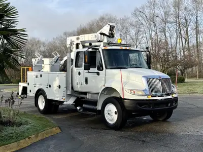 2013 International Durastar 4300 Air Brakes Altec Bucket / Model AT40P 40 Foot Platform Height 600 L...