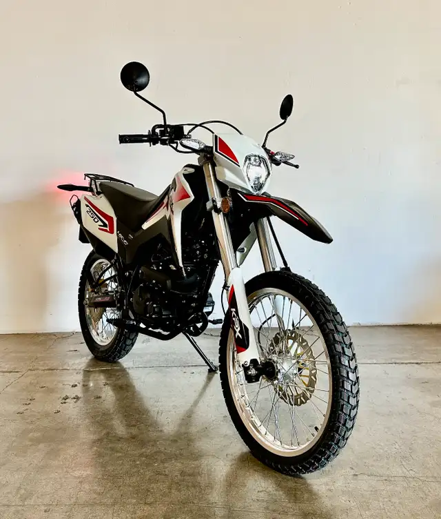 250CC DUAL SPORT MOTORCYCLE | STREET LEGAL DIRT BIKE | LIFAN KPX in Street, Cruisers & Choppers in Edmonton - Image 7