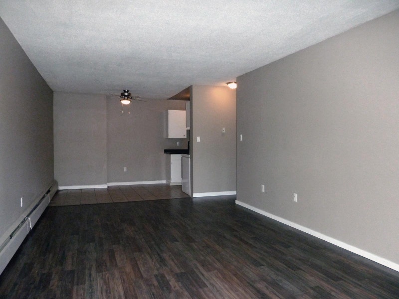 Surrey Central Apartment For Rent Pacific Park Apartments Long Term Rentals Delta/Surrey