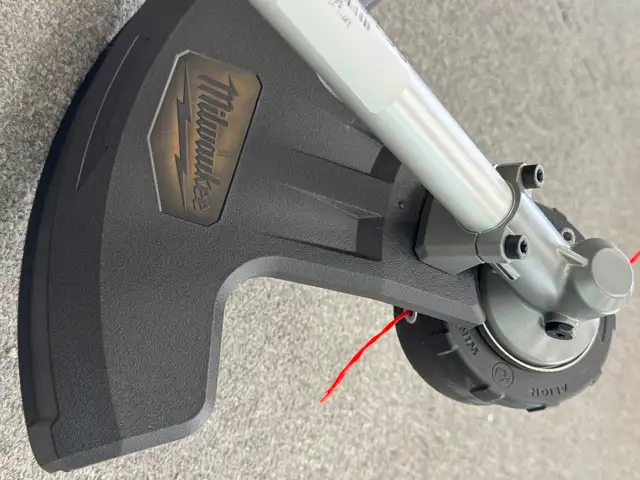 Milwaukee 3016-20ST - M18 FUEL String Trimmer w/ QUIK-LOK in Power Tools in Oakville / Halton Region - Image 6