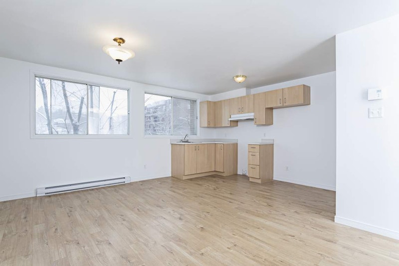 2.5 Appartement à Sherbrooke Près du... Locations longue durée