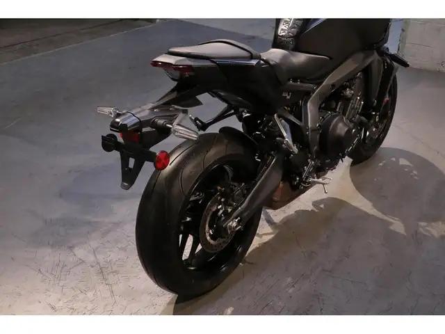 2024 Yamaha MT-09 in Sport Touring in Ottawa - Image 13