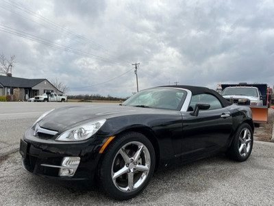 2007 Saturn Sky Roadster Convertible ~ LOW KMS ~ CERTIFIED