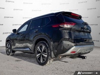 Command attention and elevate every drive in the 2022 Nissan Rogue Platinum, finished in a sleek bla... (image 3)