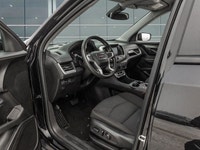 2024 GMC Terrain SLE AWD | Wireless CarPlay | FCA | LKA The 2024 GMC Terrain SLE AWD is a practical... (image 6)