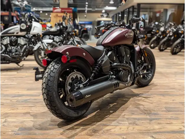 2026 Indian Motorcycle Scout Bobber // Maroon Metallic Smoke in Street, Cruisers & Choppers in Winnipeg - Image 13