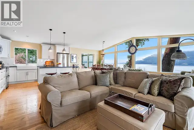 976 Lands End Rd North Saanich, British Columbia in Houses for Sale in Victoria - Image 10