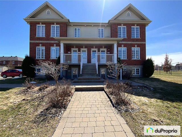 $399,900 - Condominium for sale in Beloeil — photo 1