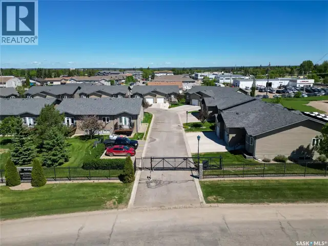 20 550 Southwood DRIVE Prince Albert, Saskatchewan in Condos for Sale in Prince Albert - Image 4