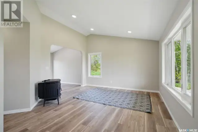 Christian Acreage 304 Railway AVENUE Meath Park, Saskatchewan in Houses for Sale in Meadow Lake - Image 9