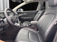 NAVIGATION, PARKING DISTANCE SENSORS, SATELLITE RADIO, HEATED SEATS, POWER SEATS, CRUISE CONTROL, SU... (image 8)