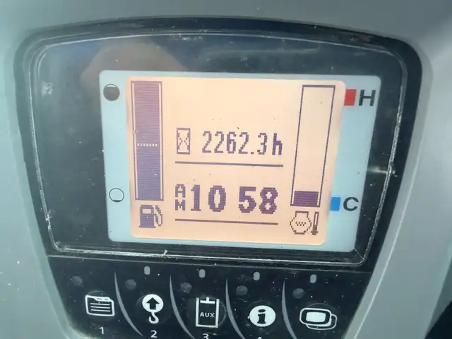 2020 KUBOTA KX040-4 EXCAVATOR-BOBCAT,JOHN DEERE ETC in Heavy Equipment in Regina - Image 7