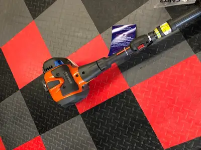 Husqvarna 525PT5S Pole Saw 25.4 cc 16 foot reach telescopic professional pole saw Designed for profe...