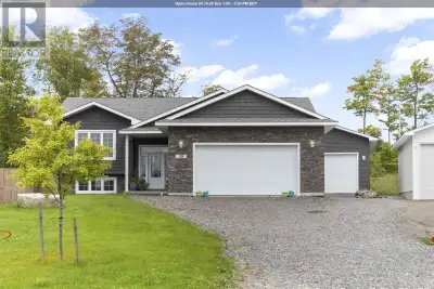 Located in a fantastic central neighbourhood just steps from the Hub Trail, Sault Area Hospital, sch...