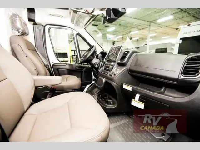 2025 Roadtrek Roadtrek Zion Slumber in RVs & Motorhomes in Ottawa - Image 8