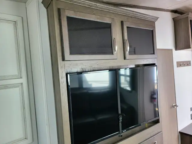 2021 Keystone COUGAR 29 MBS in Travel Trailers & Campers in St. Albert - Image 28