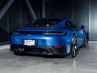 Toit ouvrant, Bluetooth . Engine: Moteur à 6 cylindres plats 3.0L (image 2)