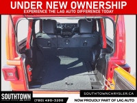 2022 Jeep Wrangler Unlimited Sahara Altitude Experience the Jeep Wrangler Unlimited Sahara Altitude... (image 5)