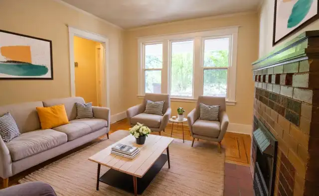 **ALL INCLUSIVE** 1 Bedroom Main Unit in Hamilton!62864751860993122