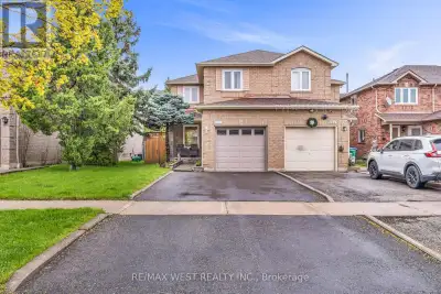 Beautifully Renovated And Move-In Ready In Sought-After Family-Friendly East Credit Community! This...