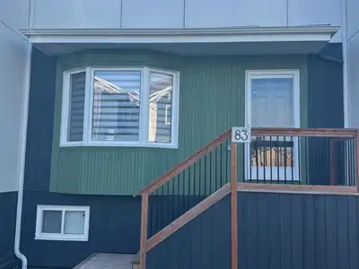 ATTENBOROUGH – BRIGHT 1 BR BASEMENT APT INCL. UTILITIES