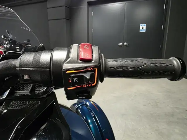 2023 Can-Am SPYDER F3-T in Street, Cruisers & Choppers in Lévis - Image 14
