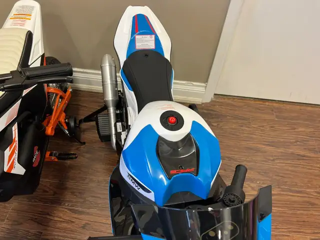 Price Drop Alert!  12V BMW HP4 Race Motorbike for Kids in Toys & Games in Mississauga / Peel Region - Image 7