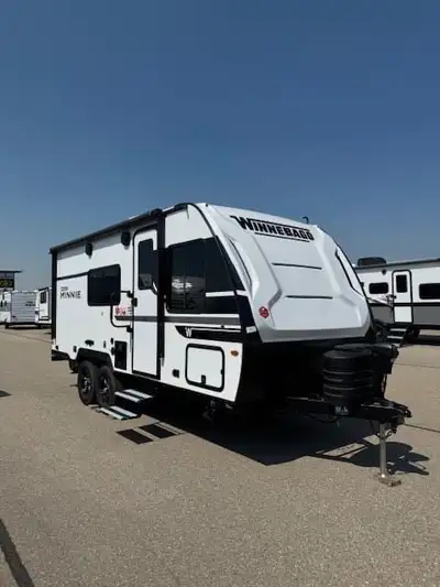 Welcome to Eldorado RV Sales, the longest running dealership in Southern Alberta! Equipped With: 200...