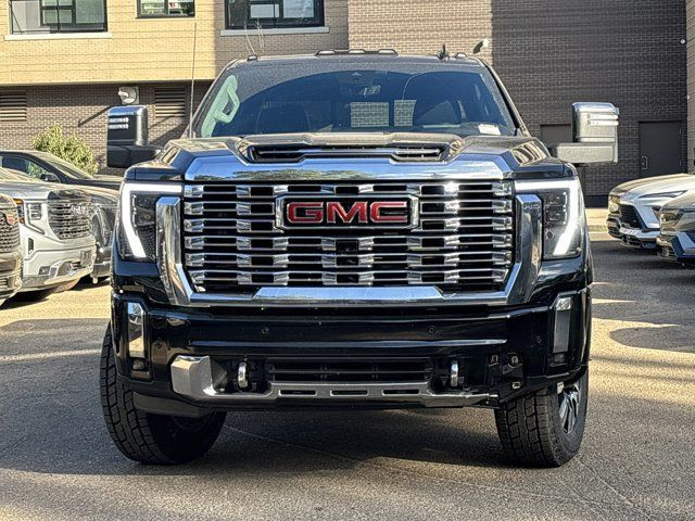 2024 GMC Sierra 2500 Denali 4WD Crew Denali Diesel Reserve in Cars & Trucks in Edmonton - Image 3