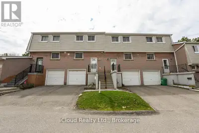 ** Freshly Painted ** Centrally Located ** Situated in the heart of Mississauga!, This spacious unit...