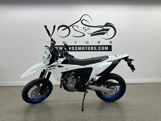 2025 Suzuki DR-Z400SMM5 Street - V6662NP - -No Payments for 1 Ye in Sport Bikes in Markham / York Region - Image 8