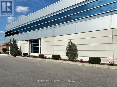 EXCELLENT GROUND FLOOR SPACE FOR SUBLEASE: OFFICE/MARKETING/SERVICE/ TRAINING SCHOOL. FULLY FURNISHE...
