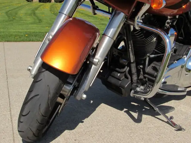 2015 Harley-Davidson FLTRXS Road Glide Special 103 Motor 52,000  in Sport Touring in Leamington - Image 32