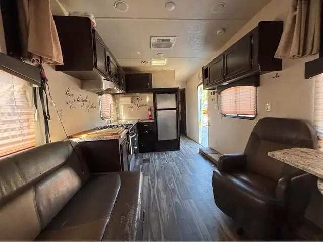 2018 FOREST RIVER STEALTH FS2413 29FT-FINANCE AVAILABLE!  in Cargo & Utility Trailers in Winnipeg - Image 8