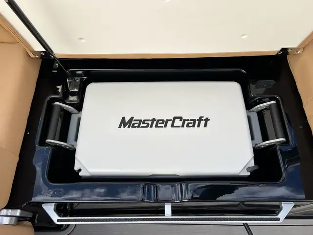 2022 Mastercraft X26 in Powerboats & Motorboats in St. Albert - Image 26