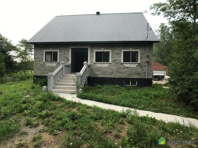 $359,000 - 2 Storey for sale in St-Didace — photo 2