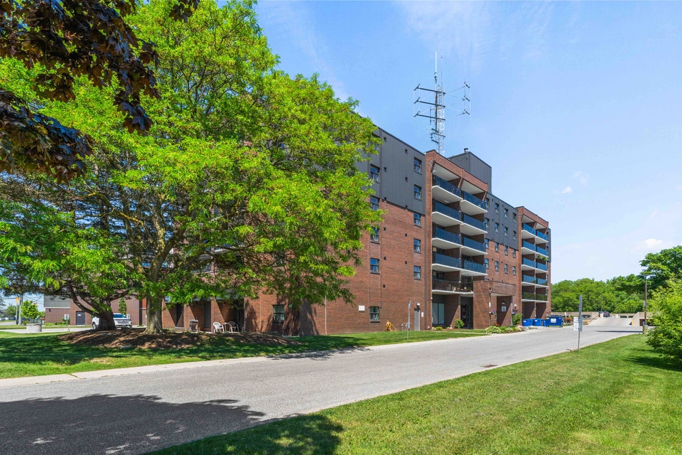 Place Tecumseh Apartments - 1 Bedroom, 1 Bath A Apartment for Re 4